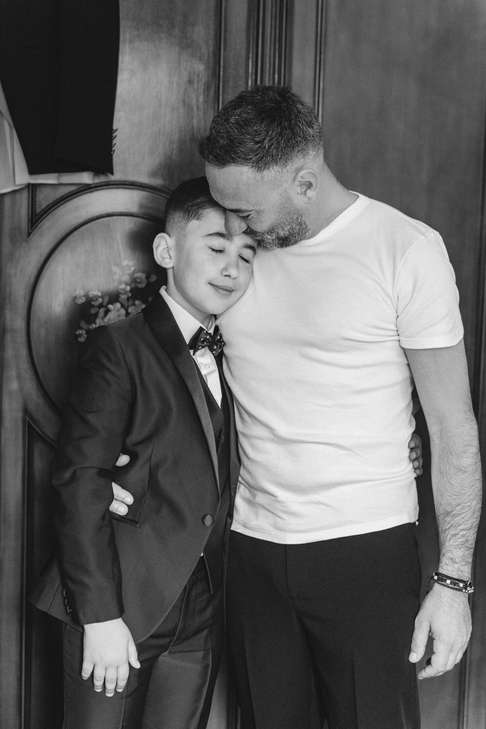 PADRE E FIGLIO MATRIMONIO PREPARAZIONE UOMO SPOSO