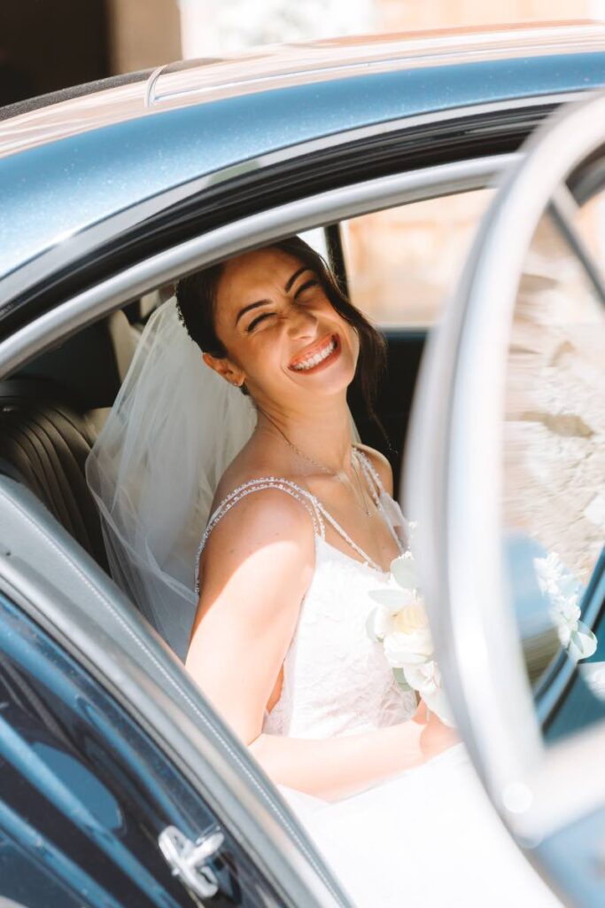 Sposa in macchina a Porto Torres